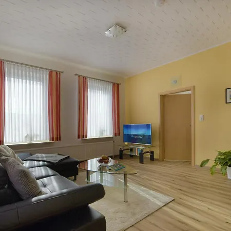 Moderne Feuerwache Direkt Am Elbdeich Bei Moldenhauer Apartment